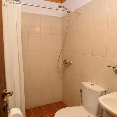 Uranos Hotel *