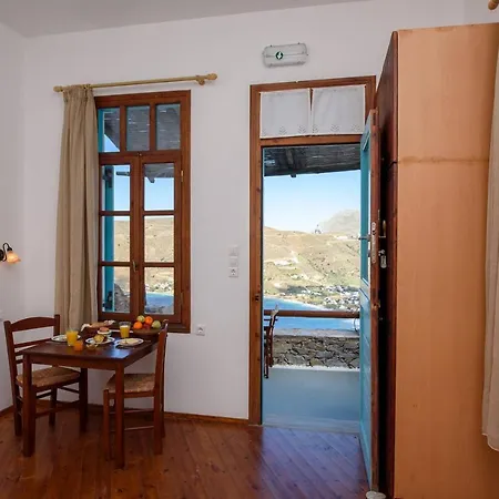 Uranos Ξενοδοχείο